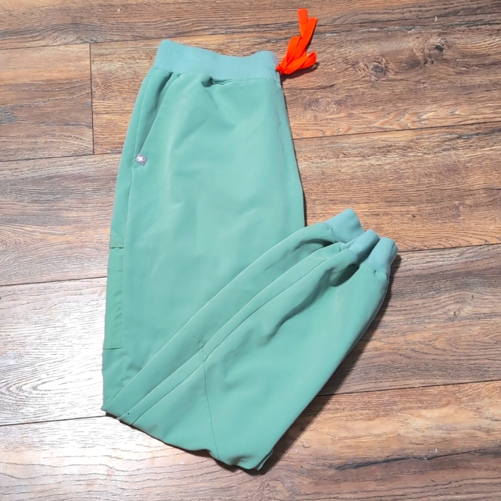 FIGS Muhima Skinny Jogger RARE Jade color, Medium